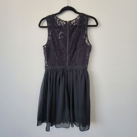 BCBGeneration Black Lace Dress Size 6 NWT - Picture 2 of 14